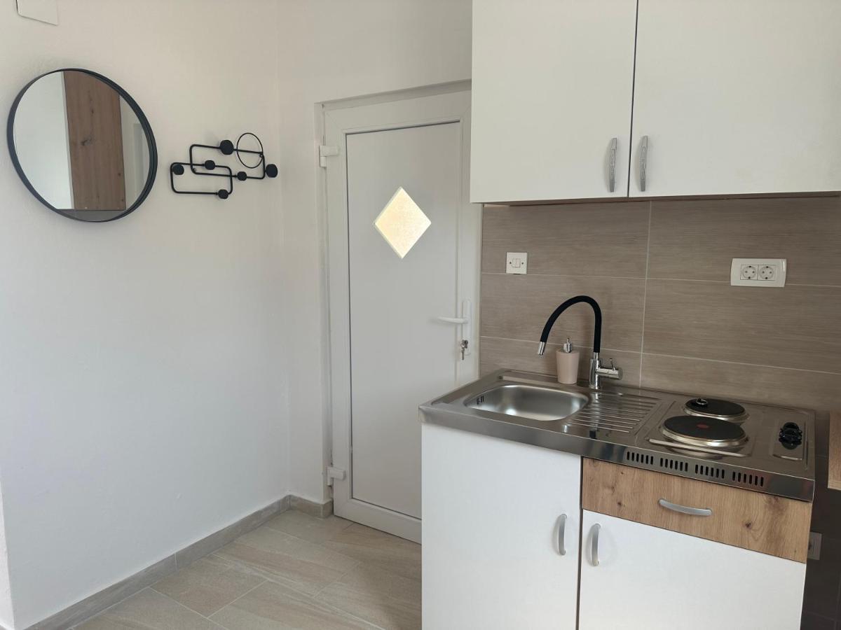 Apartment Stanko Liznjan Exterior photo