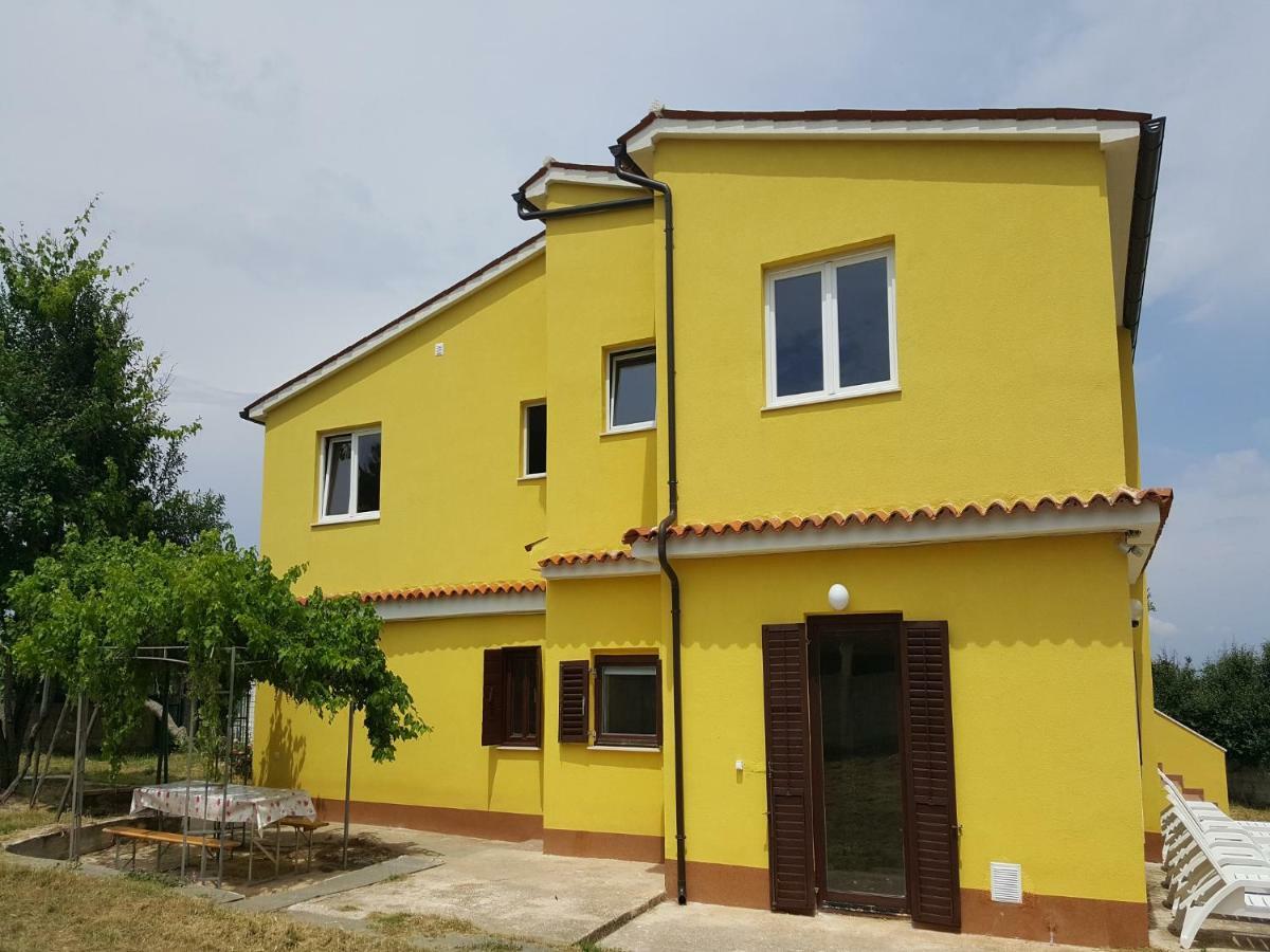 Apartment Stanko Liznjan Exterior photo